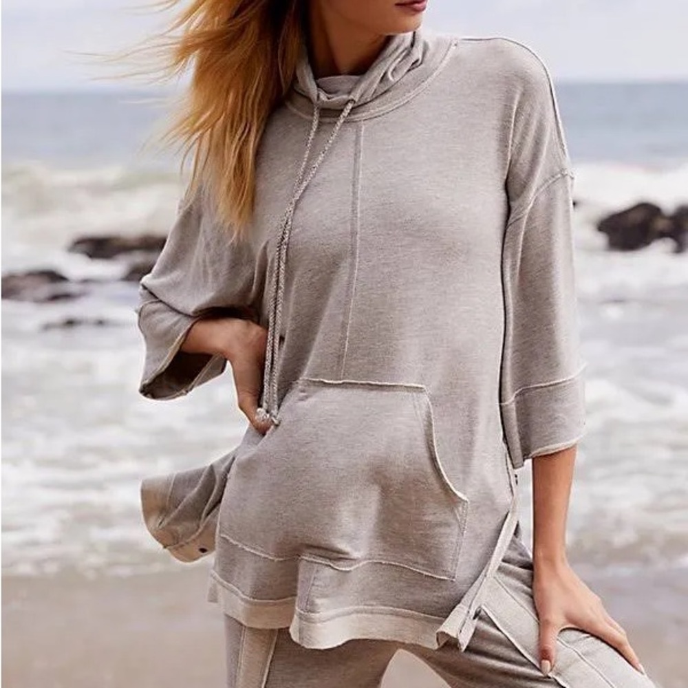 Free‎ People Movement Embers Cowl Neck Sweatshirt Sz XS Oversized